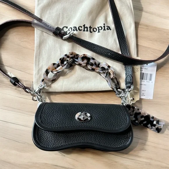 Coachtopia ブラック ショルダーバッグ Ergo Bag In Coachtopia Leather | Coachtopia ™